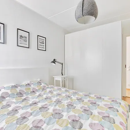 Lejlighed 2br Deluxe Near Lake Harku, Forest View